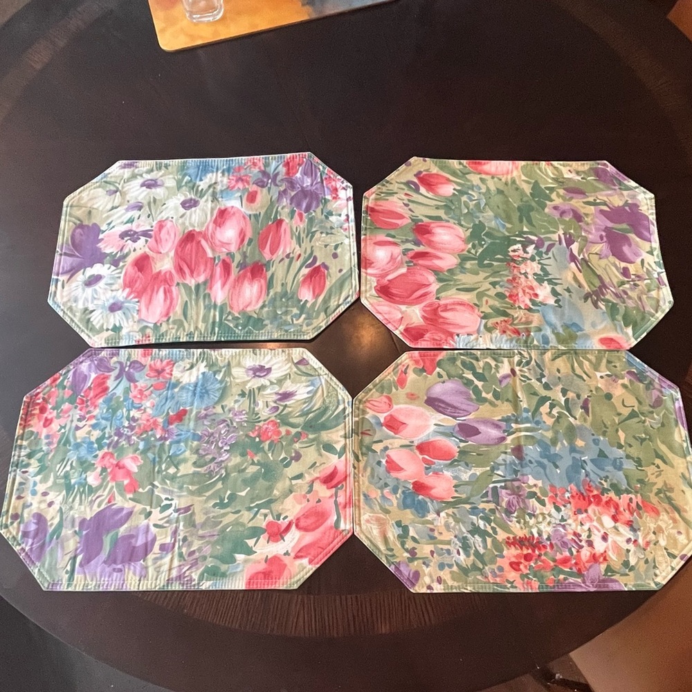 Floral Placemats - Picture 2 of 9